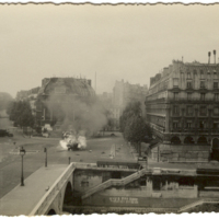 https://pireh.univ-paris1.fr/patrimoine/images/liberation_paris/camion_feu_saint_michel.jpg