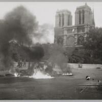 https://pireh.univ-paris1.fr/patrimoine/images/liberation_paris/camion_ford_feu.jpg